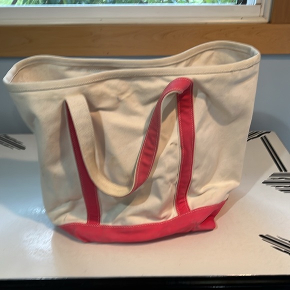 Lands End Boat and Tote - Picture 2 of 4